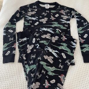Hanna Andersson Black Star Wars Pajama set size 8 - clean, good condition